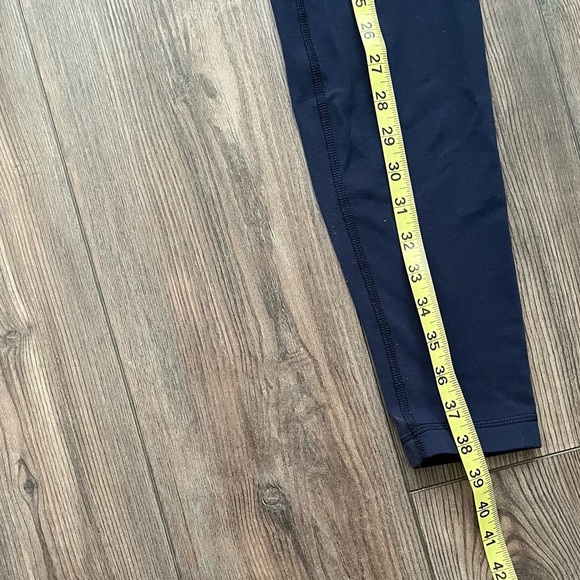 Lululemon leggings M - Picture 6 of 8